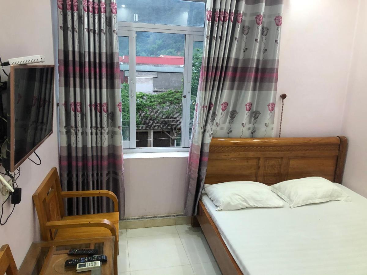 Phuong Linh Hotel Bao Lac Exterior foto